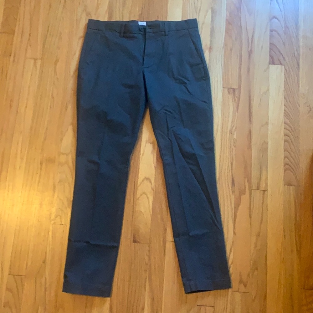 Men’s GAP skinny chino 30x30 gray new
